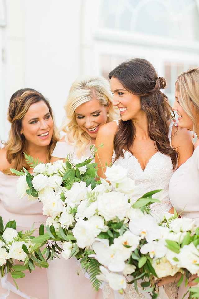 houston wedding, bridal party, bouquets, bridesmaids