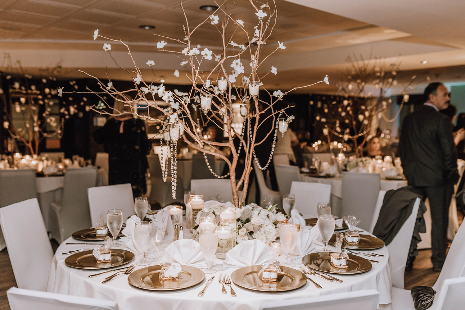 houston wedding, tablescape, place setting, white, copper, gray, reception, decor