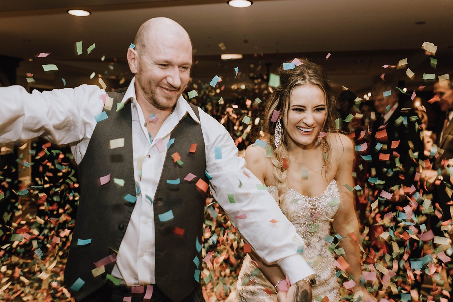 houston, hotel wedding, confetti, couple exit