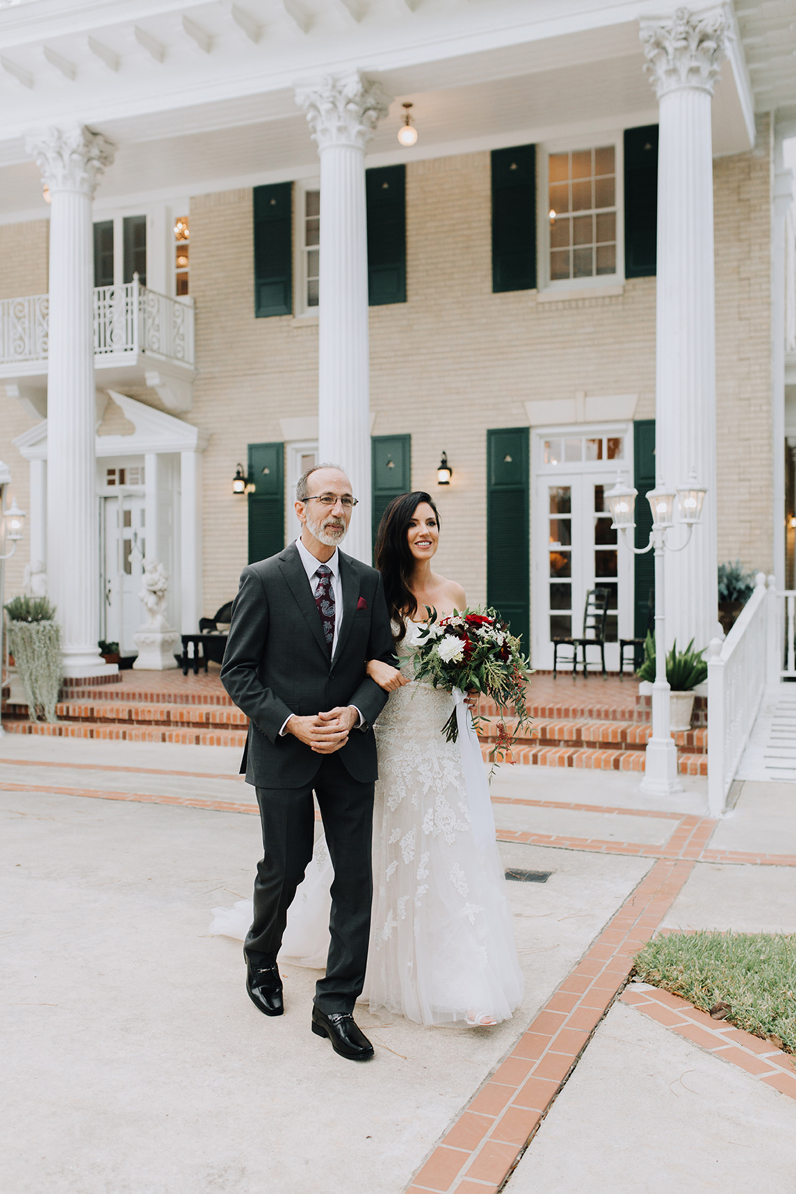 texas wedding, real wedding, bride, father of the bride, gardens at madeley manor, conroe
