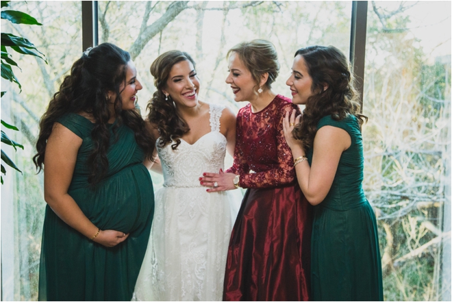 Bride-with-Mom-and-Sisters