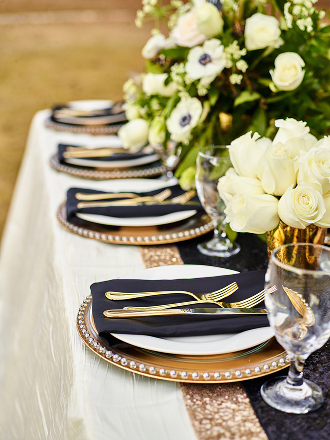 ivory and gold wedding centerpieces