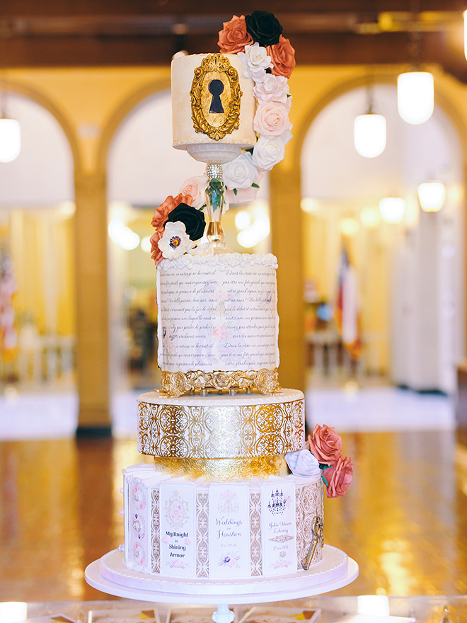 Simple Elegant Wedding Cake | www.sweetdelightscakery.com