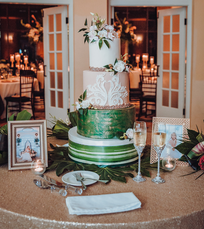 wedding-cake - Gayle's Bakery