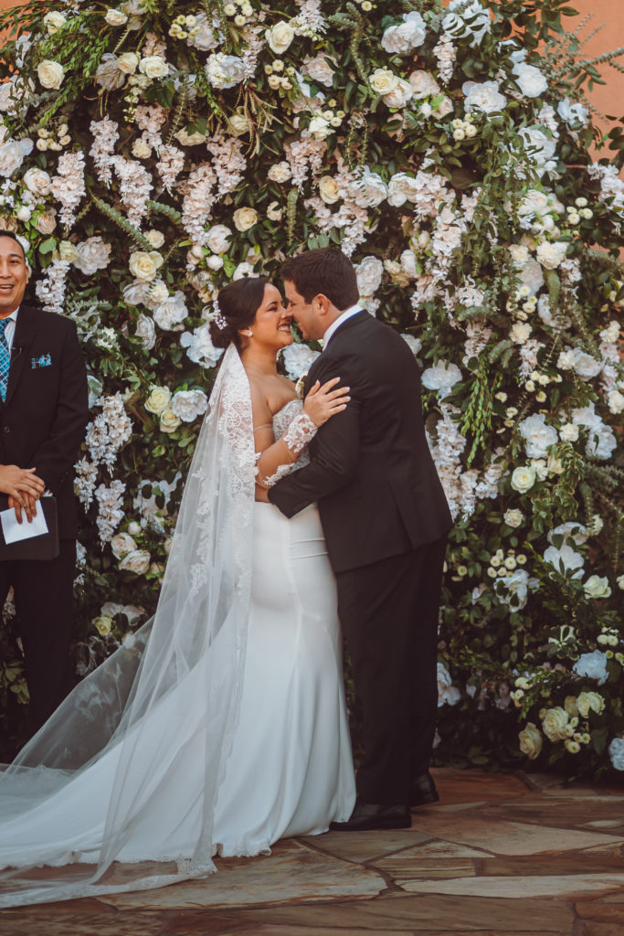 Elegant Courtyard Wedding Filled With Lush Greenery at Agave Estates ...