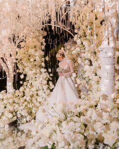 An Opulent Winter Wedding at The Beverly Hills Hotel