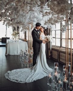 A Luxurious & Monochromatic Wedding at The Astorian