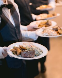 Food Makes the Mood: Top Tips For Wedding Reception Dining